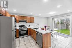 86 LAURIER AVENUE | Richmond Hill Ontario | Slide Image Nine