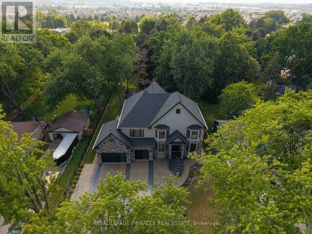 138 WOOLWICH STREET S Woolwich Ontario, N0B 1M0 - 6 Bedrooms Home For Sale