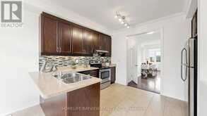 10981 WOODBINE AVENUE | Markham Ontario | Slide Image Fifteen