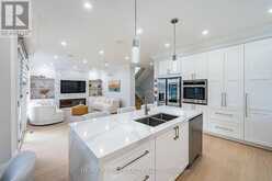 46 GOLFDOWN DRIVE | Toronto Ontario | Slide Image Thirteen