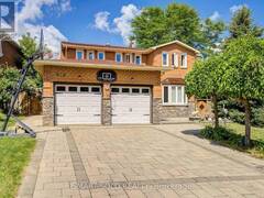 5818 TURNEY DRIVE Mississauga Ontario, L5M 2R8