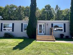 31 CORNER BROOK TRAIL Innisfil Ontario, L9S 1P5