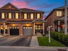 70 CHECKERBERRY CRESCENT Brampton Ontario, L6R 3P8