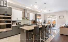 79 MEVIRA GARDENS | Oakville Ontario | Slide Image Fifteen