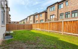 79 MEVIRA GARDENS | Oakville Ontario | Slide Image Fifty