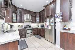 29 DEWSIDE DRIVE | Brampton Ontario | Slide Image Thirteen