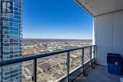 3912 - 950 PORTAGE PARKWAY | Vaughan Ontario | Slide Image Three