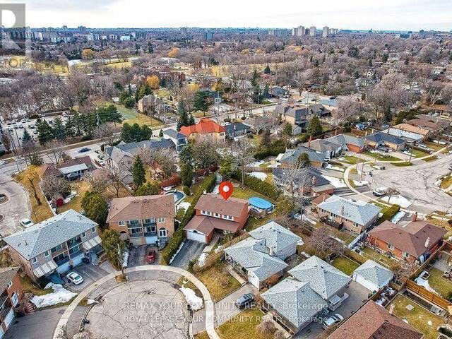 18 TERRYELLEN CRESCENT Toronto Ontario, M9C 1H7 - 5 Bedrooms Home For Sale