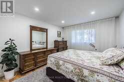 3 VINEBERG DRIVE | Hamilton Ontario | Slide Image Eighteen