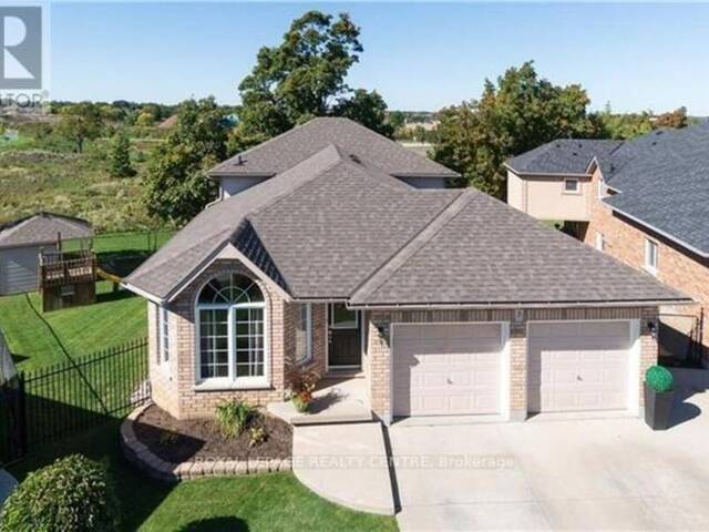 3 VINEBERG DRIVE Hamilton Ontario, L9B 2P6 - 7 Bedrooms Home For Sale