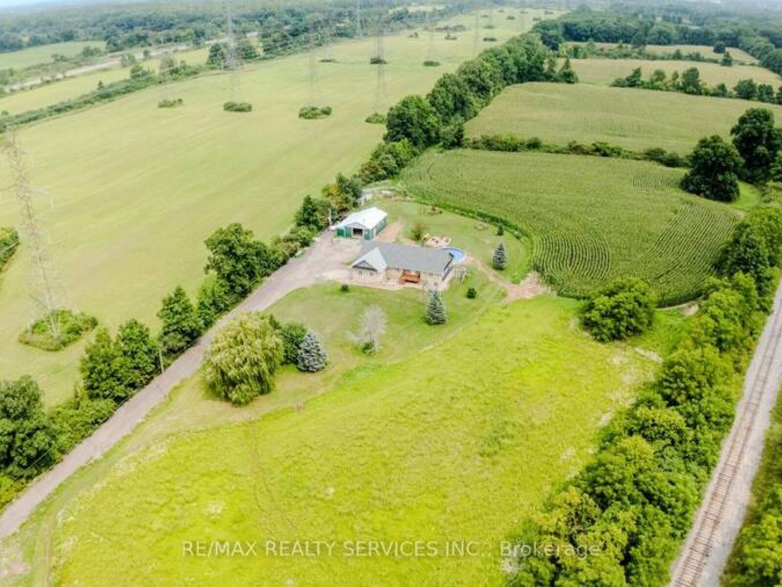 107 6TH LINE, Caledonia, Ontario N3W 1Y8