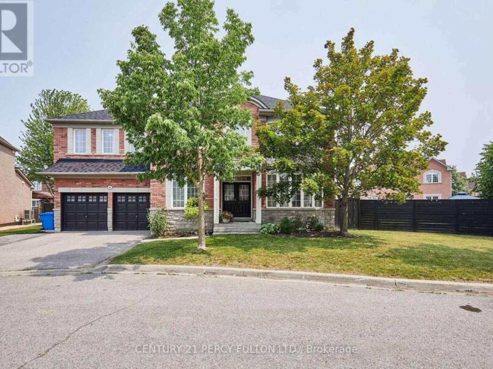 8 MACKELLER COURT, Ajax, Ontario L1T 0G2
