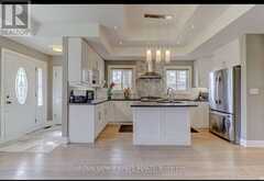 6 GREYABBEY TRAIL | Toronto Ontario | Slide Image Eight