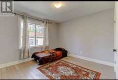 6 GREYABBEY TRAIL | Toronto Ontario | Slide Image Nine