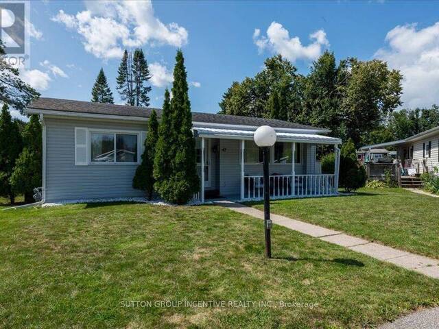 47 MAIN STREET Innisfil Ontario, L9S 1N1 - 2 Bedrooms Home For Sale