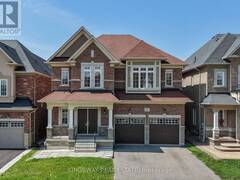 8 MONKTON CIRCLE Brampton Ontario, L6Y 0X1