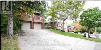 19 CARDELL AVENUE | Toronto Ontario | Slide Image Three