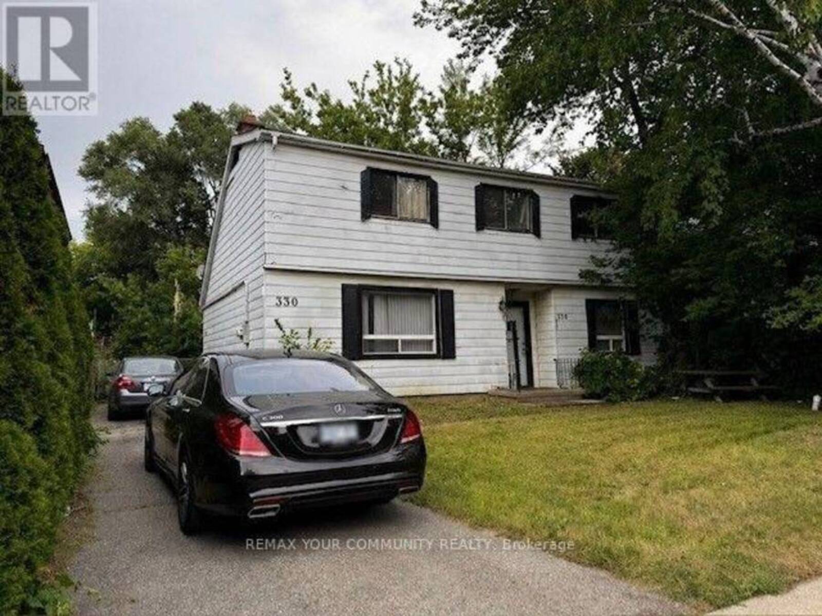 330 HORSHAM AVENUE, Toronto, Ontario M2R 1G6