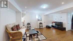 69 DIAMOND JUBILEE DRIVE | Markham Ontario | Slide Image Thirty