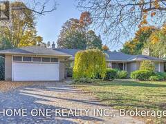 36 HARRISON ROAD Toronto Ontario, M2L 1V4