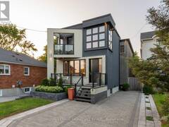 8 DUNKIRK ROAD Toronto Ontario, M4C 2L9