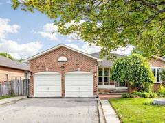 9 COATES CRESCENT Richmond Hill Ontario, L4E 2M3