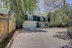 321 LAWRENCE AVENUE E | Toronto Ontario | Slide Image Three
