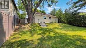30 PAPERBIRCH DRIVE | Toronto Ontario | Slide Image Thirty-two