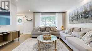 30 PAPERBIRCH DRIVE | Toronto Ontario | Slide Image Four