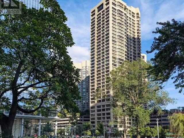 606 - 55 HARBOUR SQUARE Toronto Ontario, M5J 2L1 - 2 Bedrooms Condo For Sale