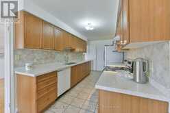 280 MONTE CARLO DRIVE | Vaughan Ontario | Slide Image Eleven