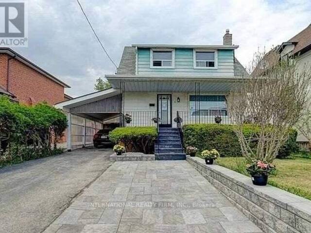 8 FARRELL AVENUE Toronto Ontario, M2R 1C8 - 3 Bedrooms Home For Sale