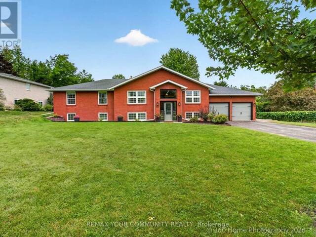 12 CAIRNS BOULEVARD Midhurst Ontario, L0L 1X0 - 5 Bedrooms Home For Sale