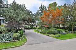 23 COUNTRY LANE | Toronto Ontario | Slide Image Two