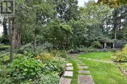 23 COUNTRY LANE | Toronto Ontario | Slide Image Thirty-nine