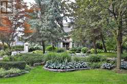 23 COUNTRY LANE | Toronto Ontario | Slide Image Three