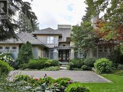23 COUNTRY LANE Toronto Ontario, M2L 1E1