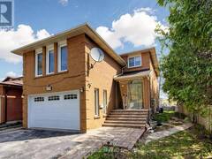 329 ATHA AVENUE Richmond Hill Ontario, L4C 6A8