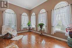 42 VINIFERA DRIVE | Grimsby Ontario | Slide Image Ten