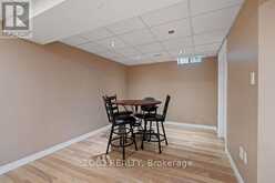 42 VINIFERA DRIVE | Grimsby Ontario | Slide Image Thirty-six