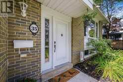 35 JILLS COURT | Barrie Ontario | Slide Image Twelve