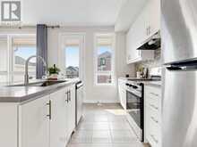 191 MUMBAI DRIVE | Markham Ontario | Slide Image Nineteen