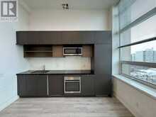 802 - 111 ST CLAIR AVENUE W | Toronto Ontario | Slide Image Six