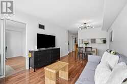 611 - 309 MAJOR MACKENZIE AVENUE | Richmond Hill Ontario | Slide Image Six