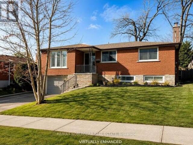166 COLLINGS AVENUE Bradford West Gwillimbury Ontario, L3Z 1W1 - 5 Bedrooms Home For Sale