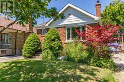 982 BRIAR HILL AVENUE | Toronto Ontario | Slide Image Three
