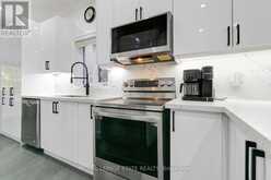 33 PANORAMA WAY | Hamilton Ontario | Slide Image Nine
