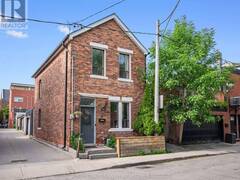 4 WHITAKER AVENUE Toronto Ontario, M6J 1A1