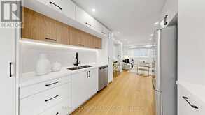 52 LUND STREET | Richmond Hill Ontario | Slide Image Seventeen
