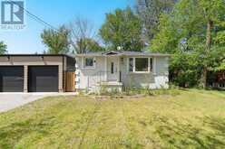 136 ORIOLE DRIVE | East Gwillimbury Ontario | Slide Image Four